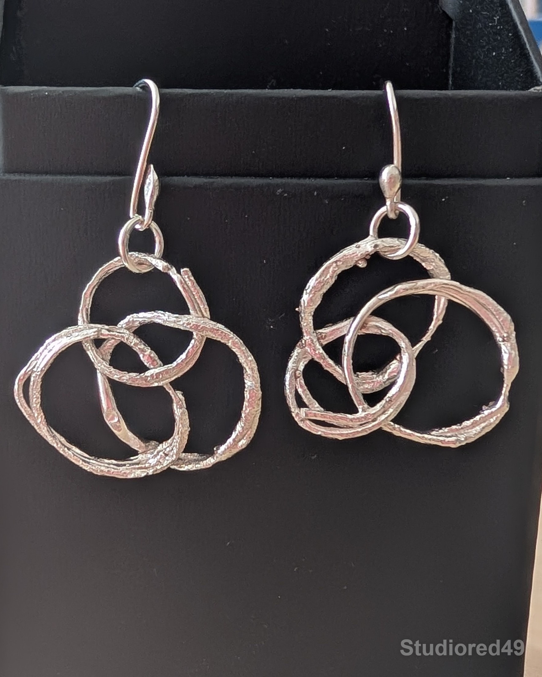 Silver circles